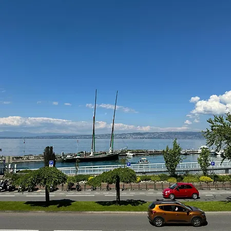 Le Ponton D'evian