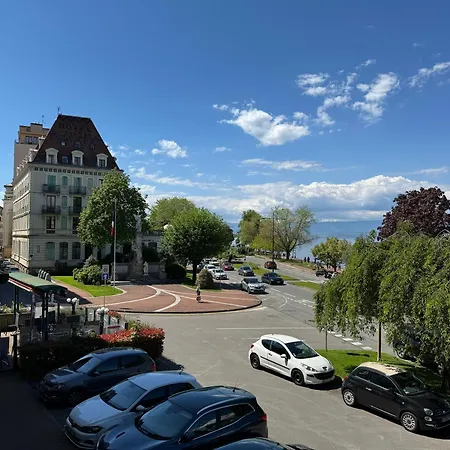 Le Ponton D'evian *